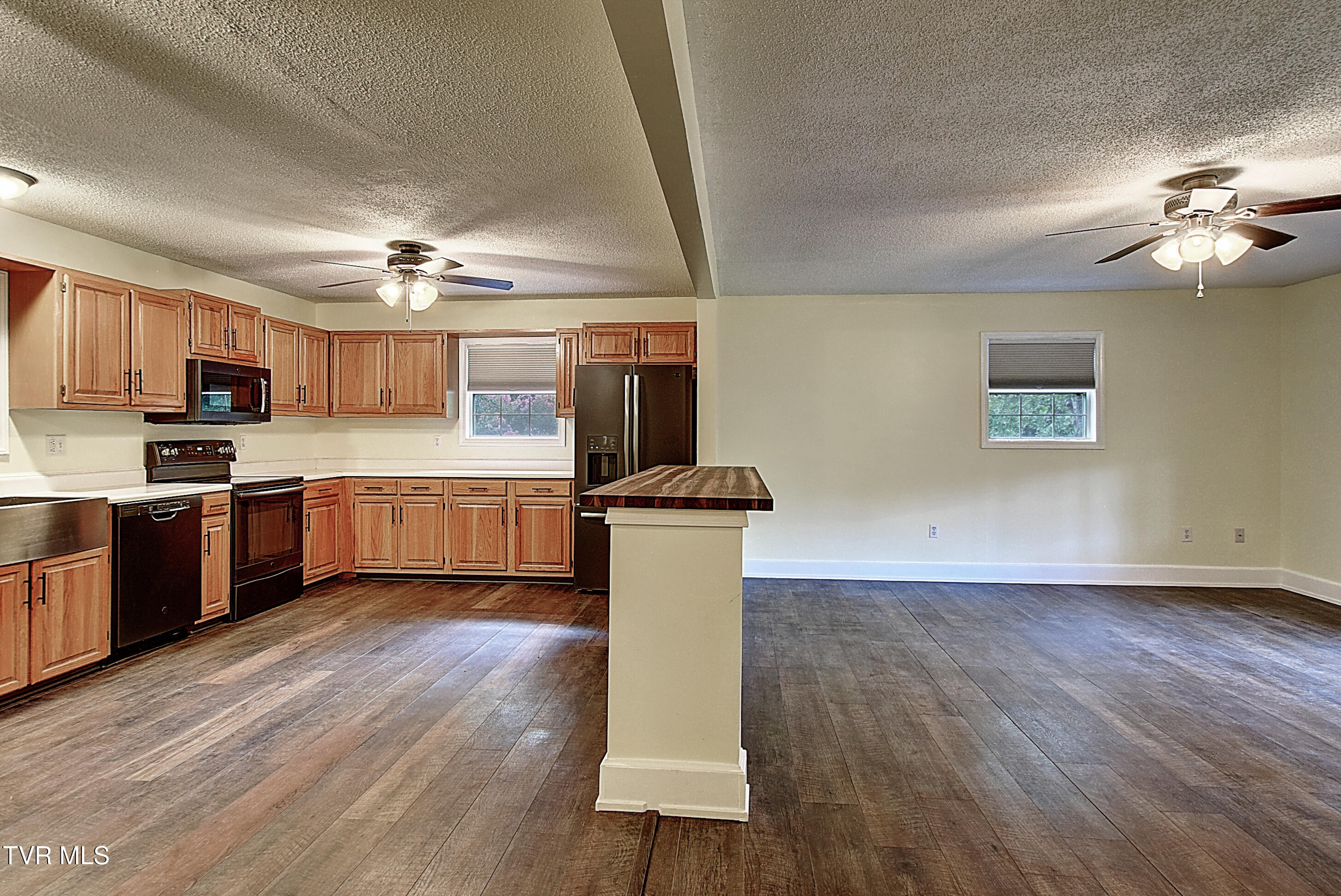 138 Garland Road Limestone, TN 37681 - Photo 13 of 49 DSC_0199And8more