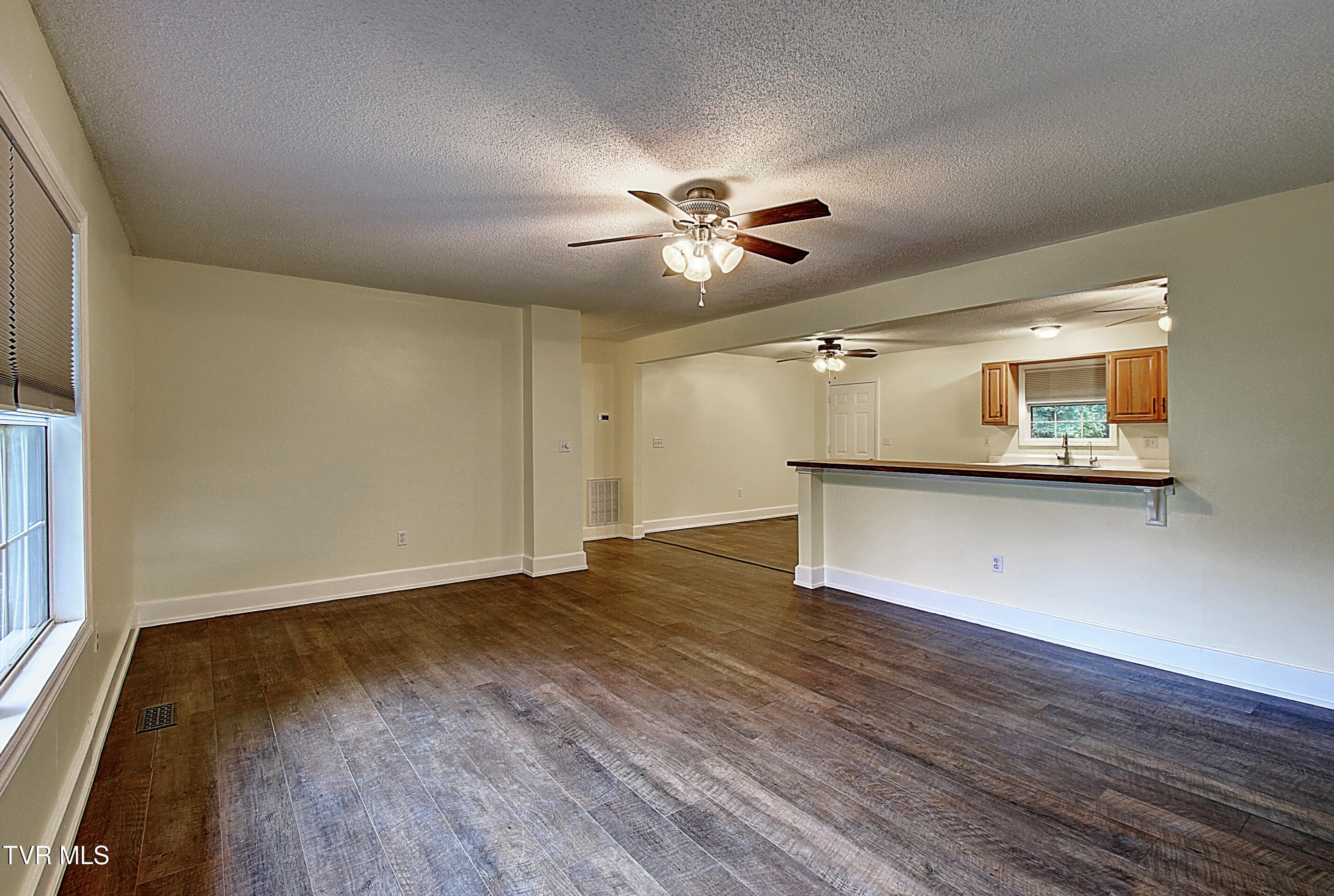 138 Garland Road Limestone, TN 37681 - Photo 16 of 49 DSC_0262And8more