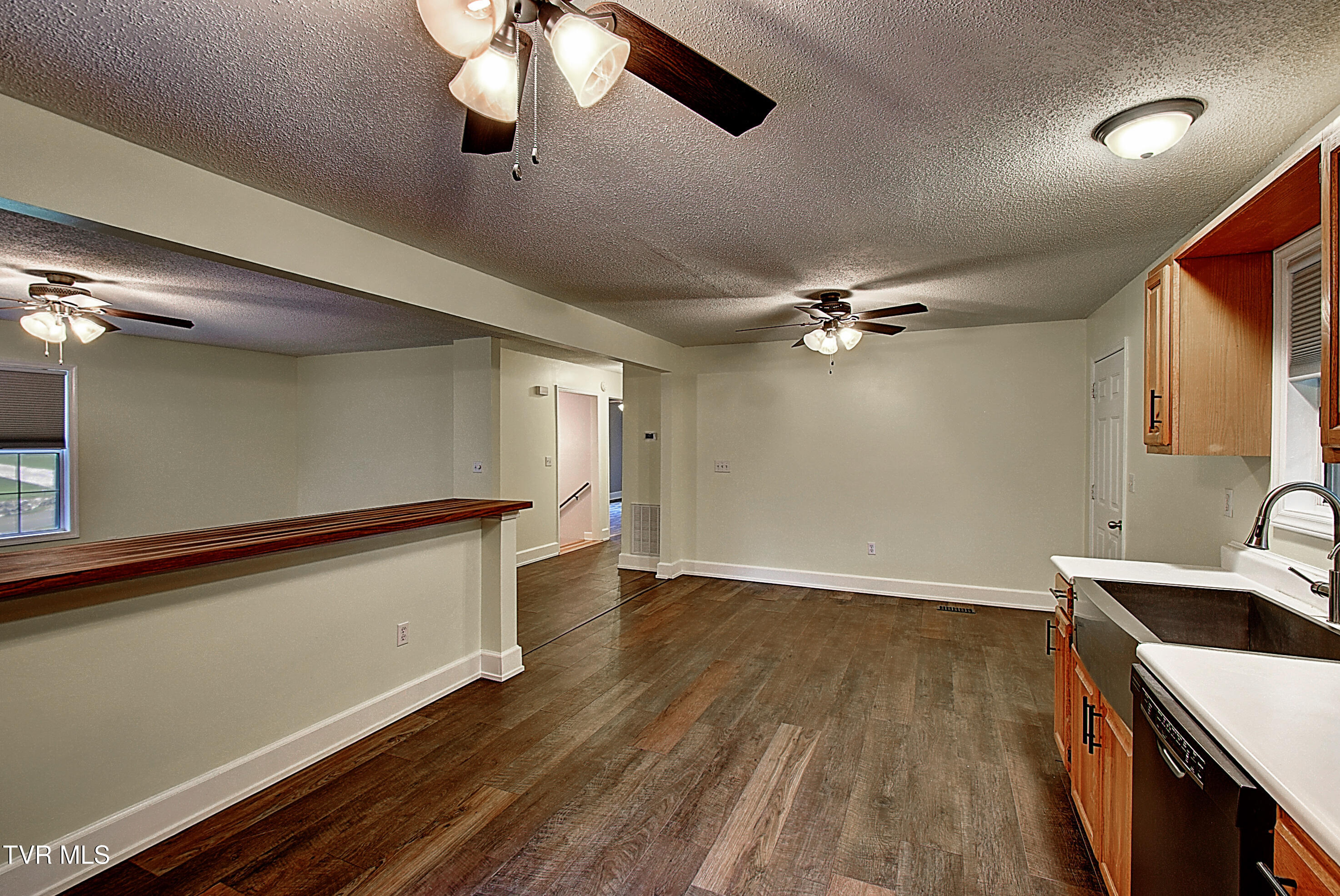 138 Garland Road Limestone, TN 37681 - Photo 24 of 49 DSC_0415And8more