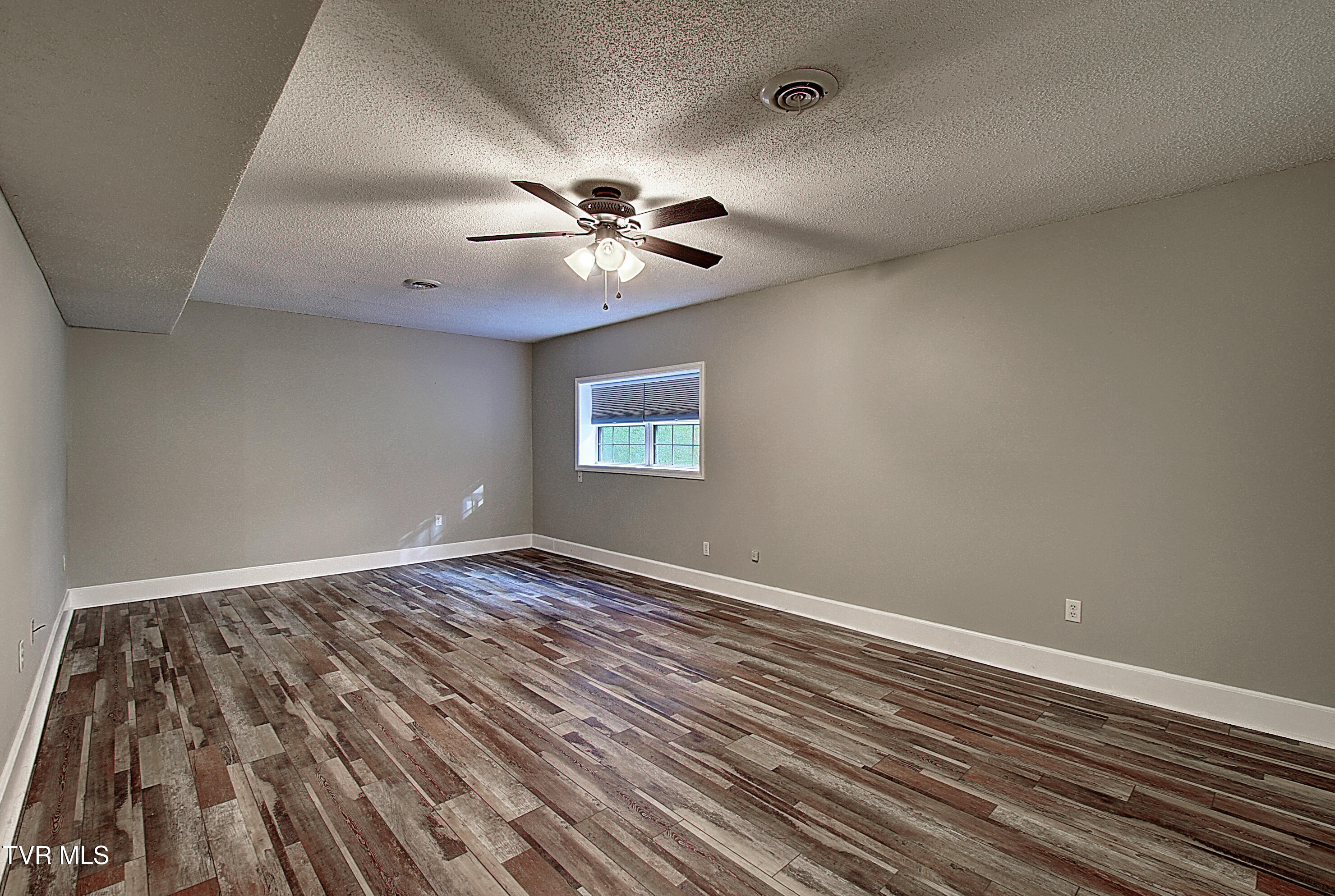 138 Garland Road Limestone, TN 37681 - Photo 33 of 49 DSC_0595And8more