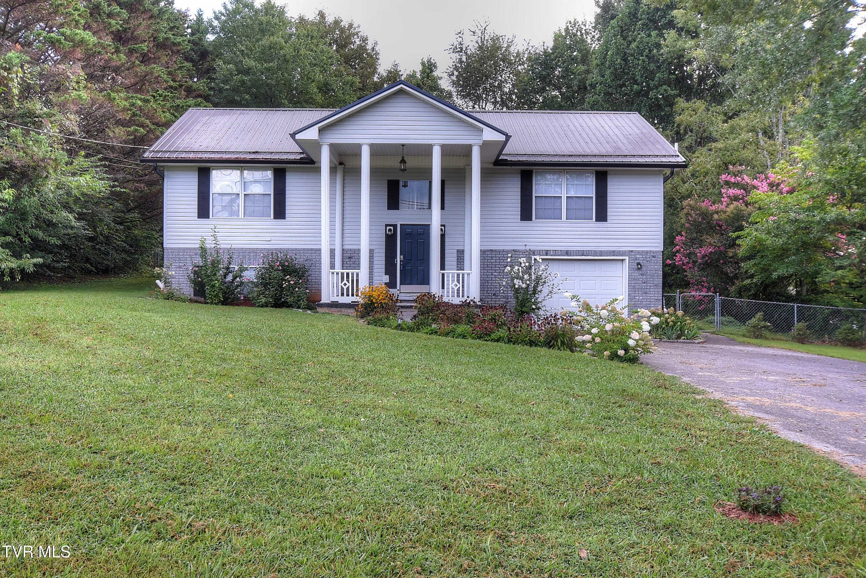 138 Garland Road Limestone, TN 37681 - Photo 7 of 49 DSC_0085_86_87_88_89_90