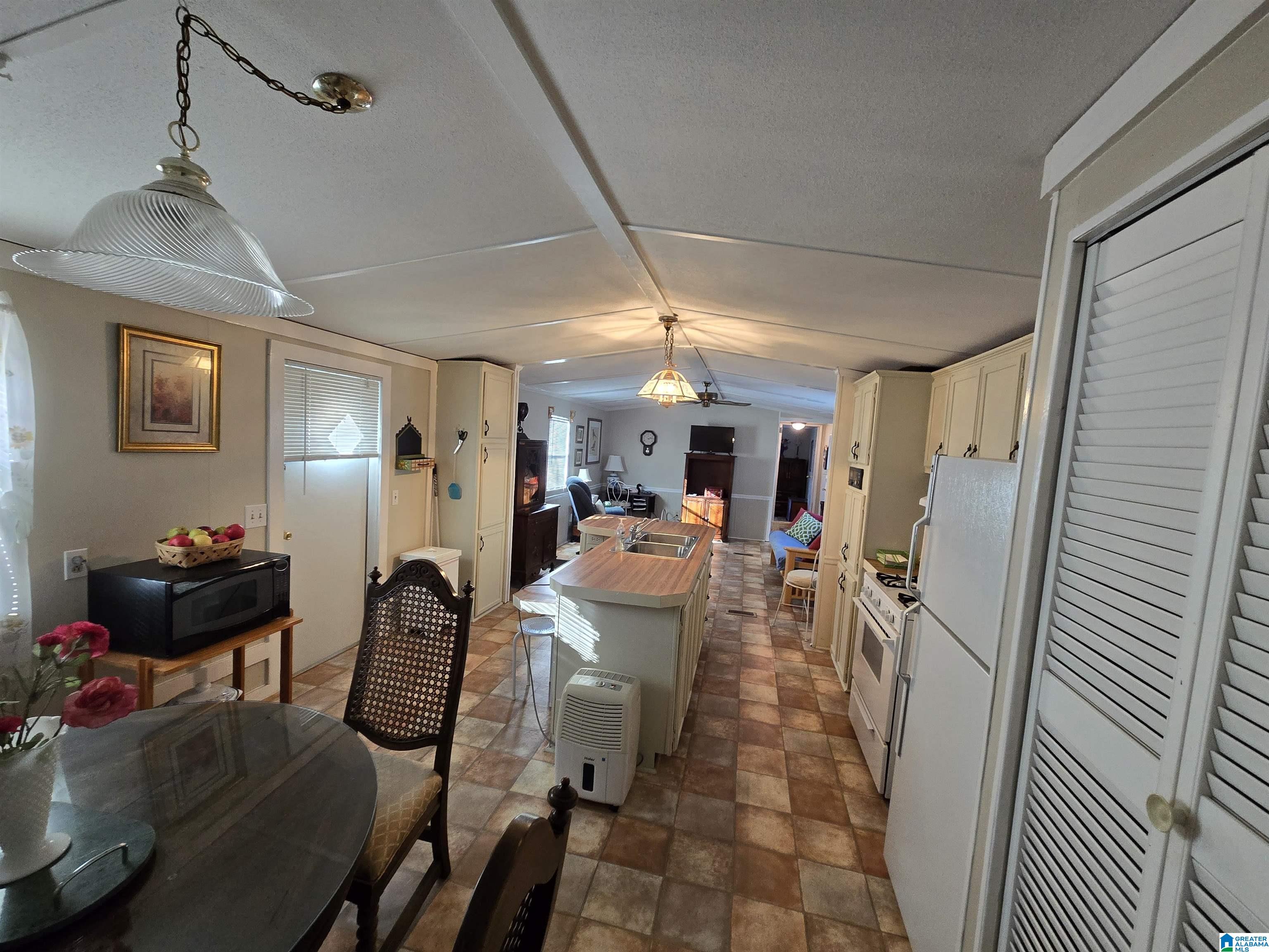 138 Blue Eye Road West Lincoln, AL 35096 - Photo 11 of 19