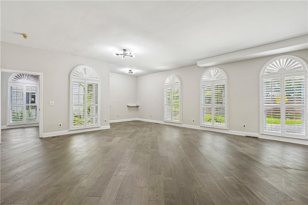 215 Camden Road Northeast Atlanta, GA 30309 - Photo 15 of 39 Gallery Image 15