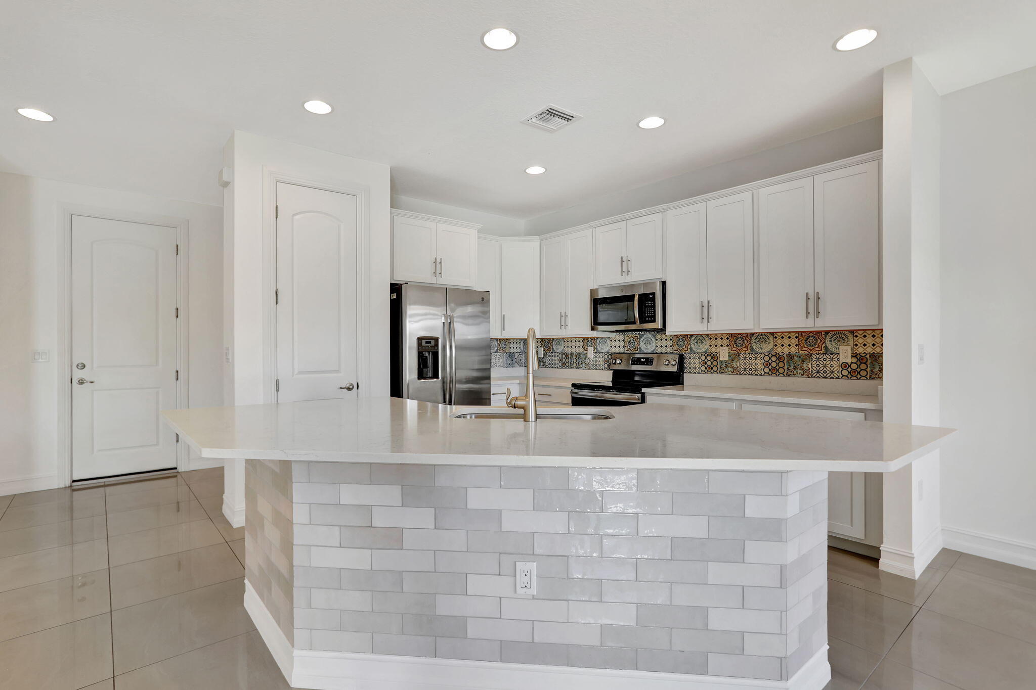 9897 Brickhill Drive Boca Raton, FL 33428 - Photo 11 of 51 15-web-or-mls-001L7189