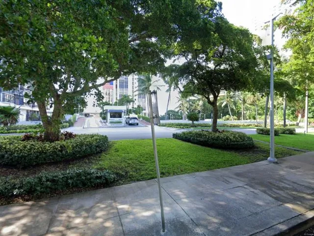 $680,000 | 1925 Brickell Avenue, Unit D1811, Miami, FL 33129