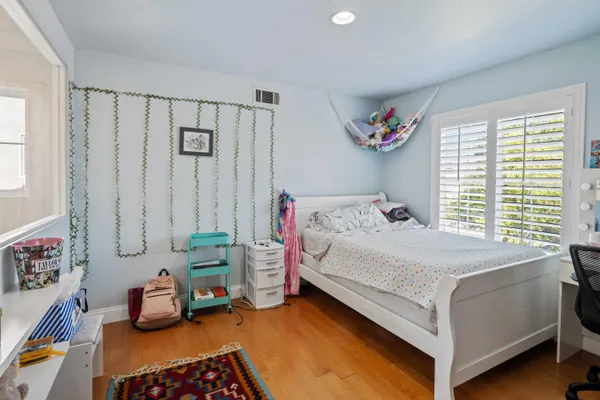 $1,234,560 | 26089 Salinger Lane, Stevenson Ranch, CA 91381