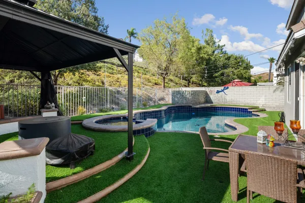 $1,234,560 | 26089 Salinger Lane, Stevenson Ranch, CA 91381