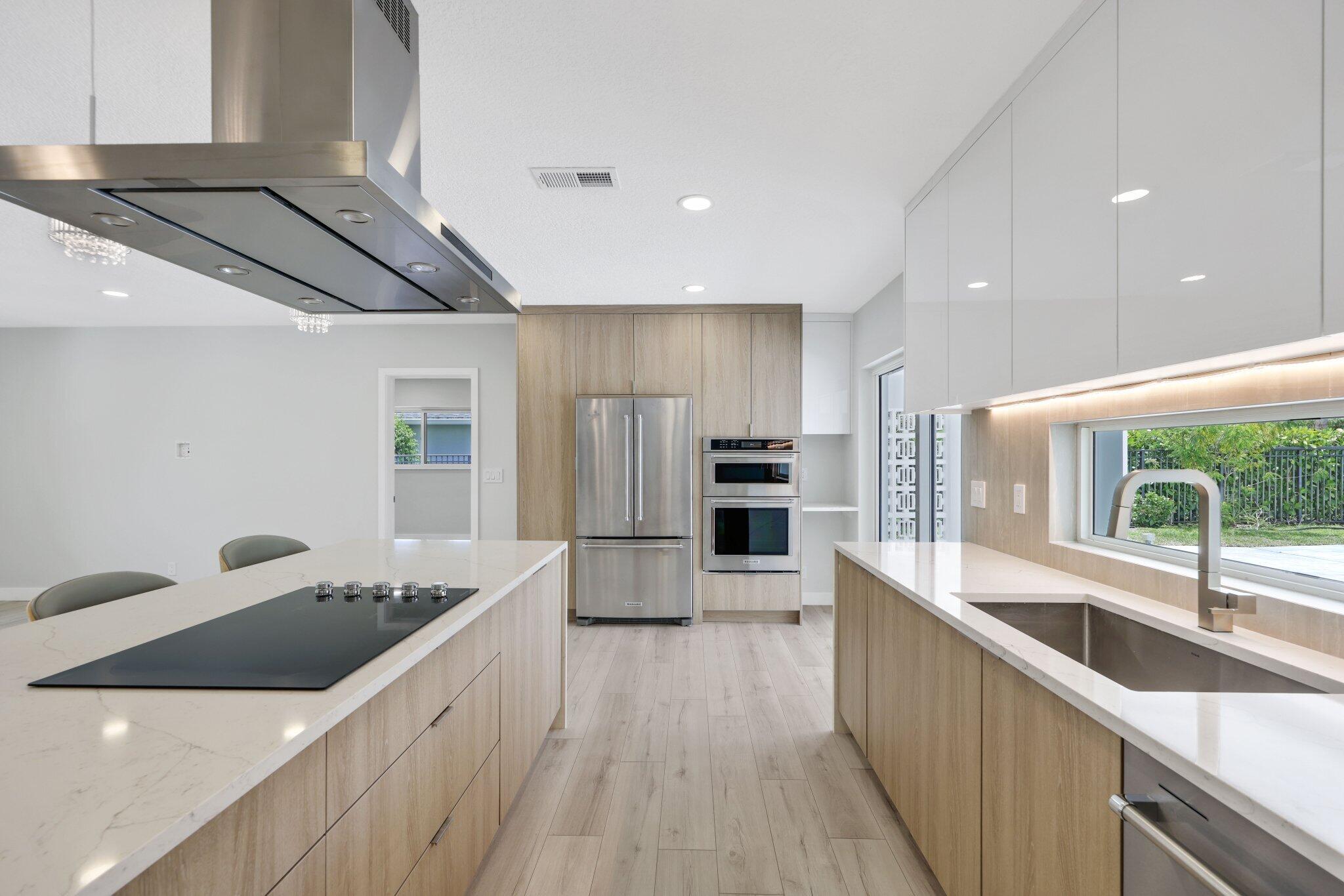 3384 Lakeview Drive Delray Beach, FL 33445 - Photo 12 of 59 3384 Lakeview Drive - 28.jpg-SMALL