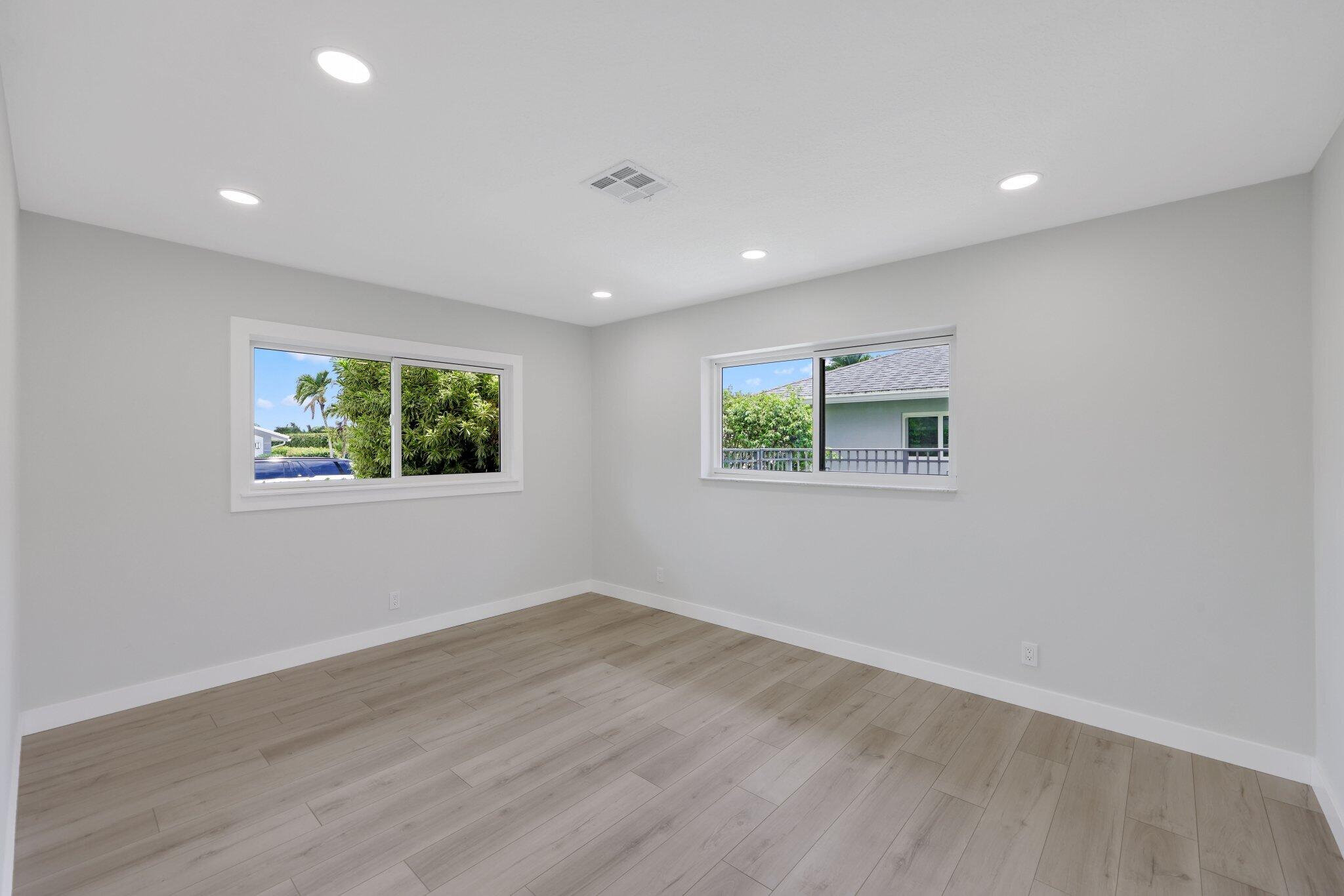 3384 Lakeview Drive Delray Beach, FL 33445 - Photo 20 of 59 3384 Lakeview Drive - 34.jpg-SMALL