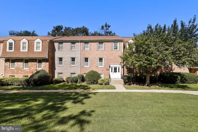 $200,000 | 768 Quince Orchard Boulevard, Unit 768101, Gaithersburg, MD 20878