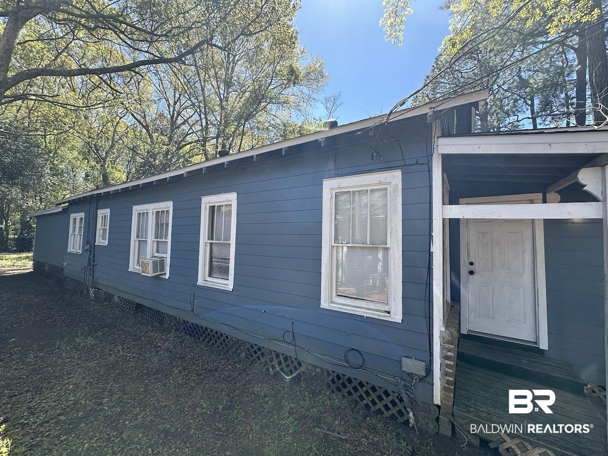 803 Lundys Lane Mobile, AL 36606 - Photo 2 of 18
