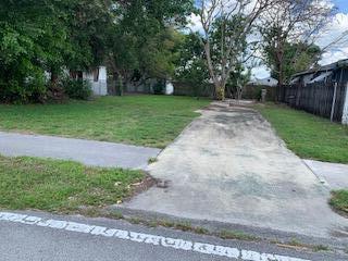 11923 Southwest Sandalfoot Boulevard Boca Raton, FL 33428 - Photo 3 of 3 image0