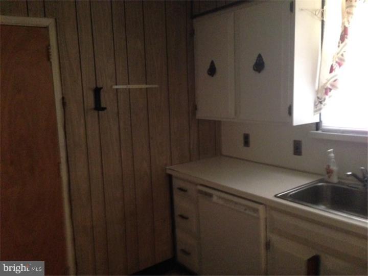5731 Drexel Road Philadelphia, PA 19131 - Photo 5 of 18 Gallery Image 5