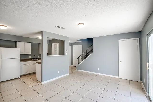 $1,050 | 2215 Mission Hill Drive, Unit 104, Austin, TX 78741