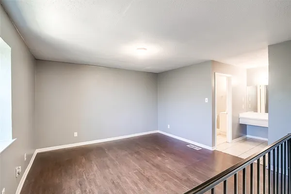 $1,050 | 2215 Mission Hill Drive, Unit 104, Austin, TX 78741