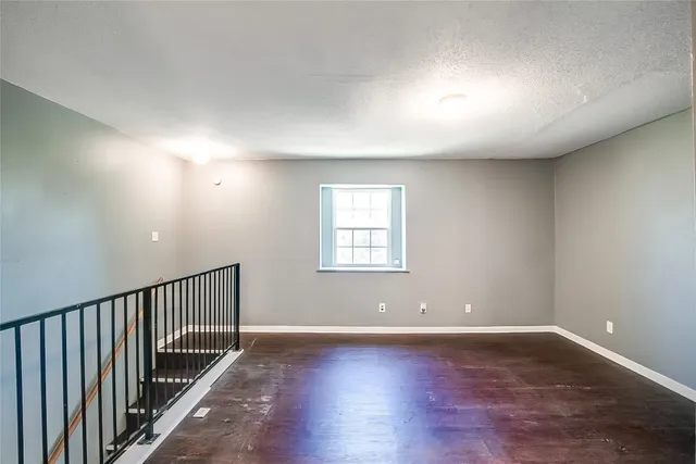 $1,050 | 2215 Mission Hill Drive, Unit 104, Austin, TX 78741