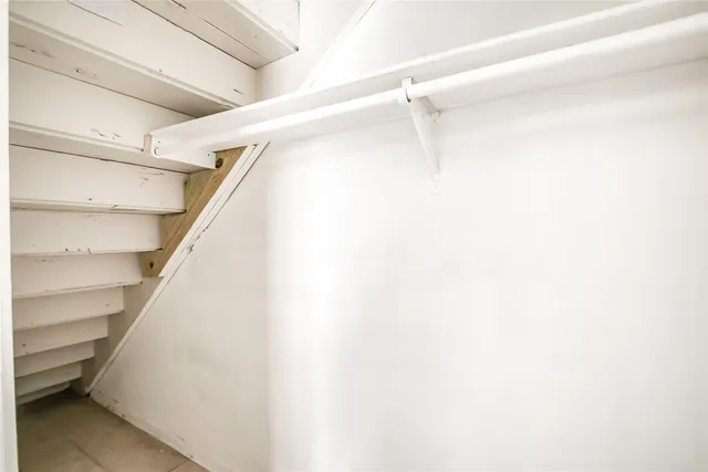 $1,050 | 2215 Mission Hill Drive, Unit 104, Austin, TX 78741