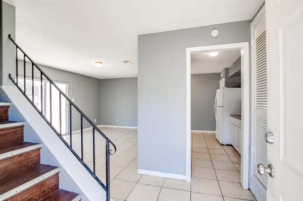 $1,050 | 2215 Mission Hill Drive, Unit 104, Austin, TX 78741