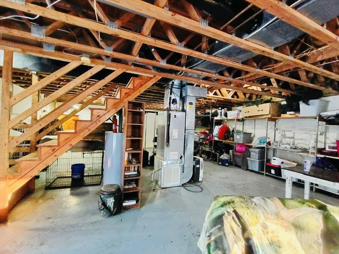 2579 Quarles Road Thaxton, VA 24174 - Photo 25 of 32 Downstairs Quarles