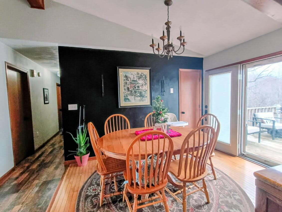 2579 Quarles Road Thaxton, VA 24174 - Photo 8 of 32 Kitchen:Dining area