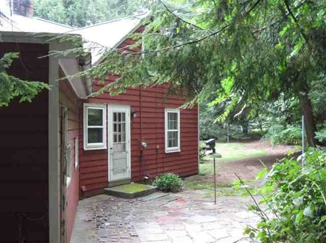 15 Eastview Road Colonie, NY 12110 - Photo 4 of 12 Photo 4