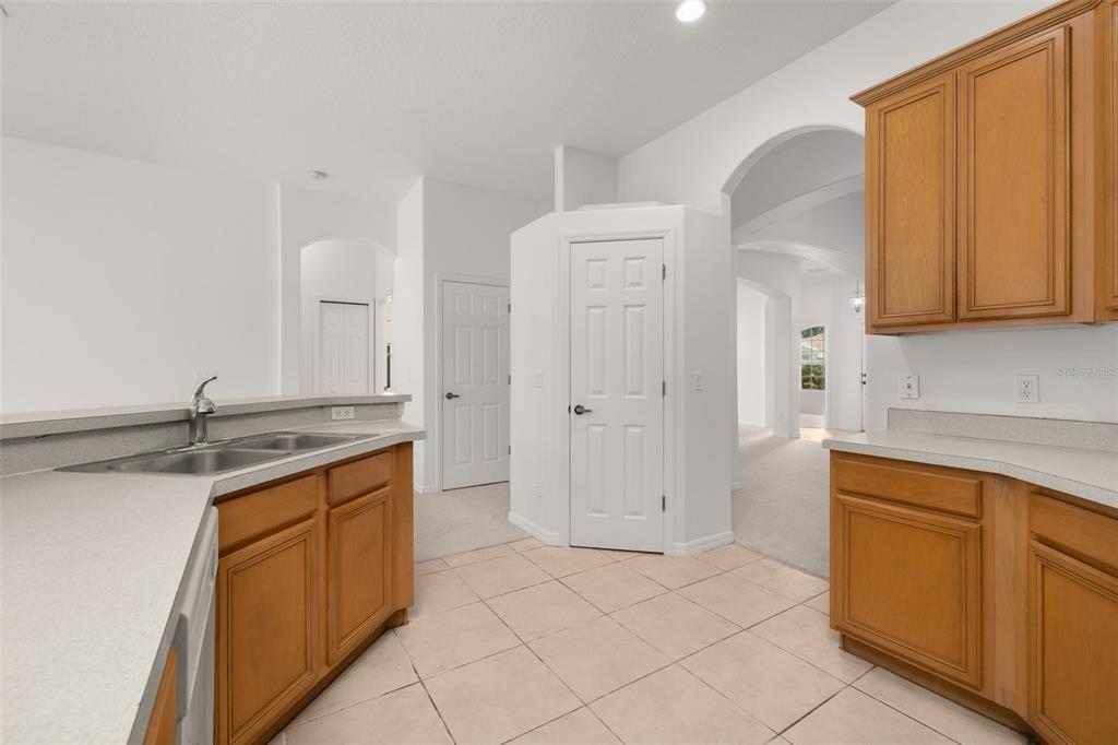 2172 The Oaks Boulevard Kissimmee, FL 34746 - Photo 23 of 81