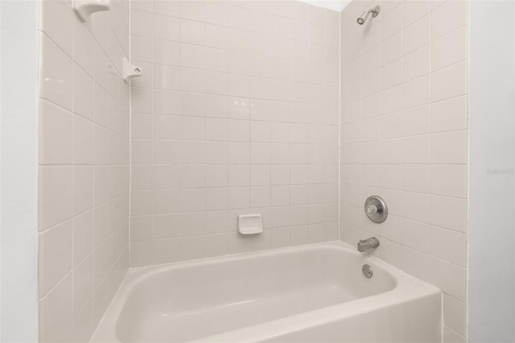 2172 The Oaks Boulevard Kissimmee, FL 34746 - Photo 29 of 81