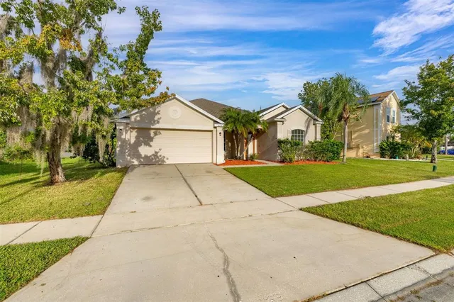 $394,000 | 2172 The Oaks Boulevard, Kissimmee, FL 34746