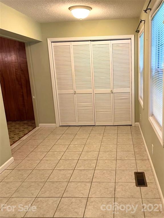 150 East Old Limestone Road York, SC 29745 - Photo 3 of 21 Gallery Image 3
