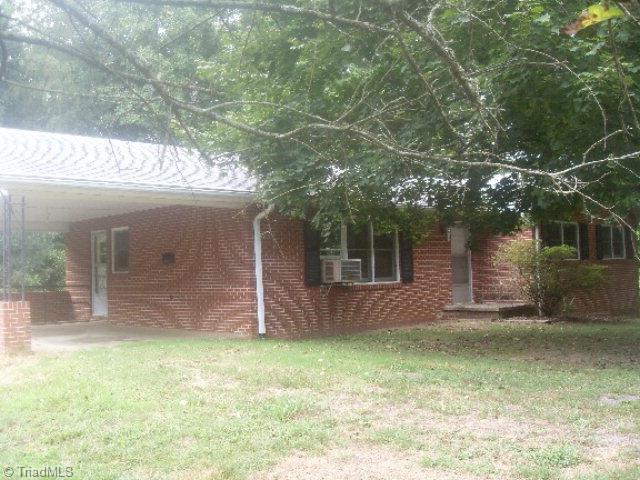 293 Blue Ridge Avenue Elkin, NC 28621 - Photo 1 of 1 Main View