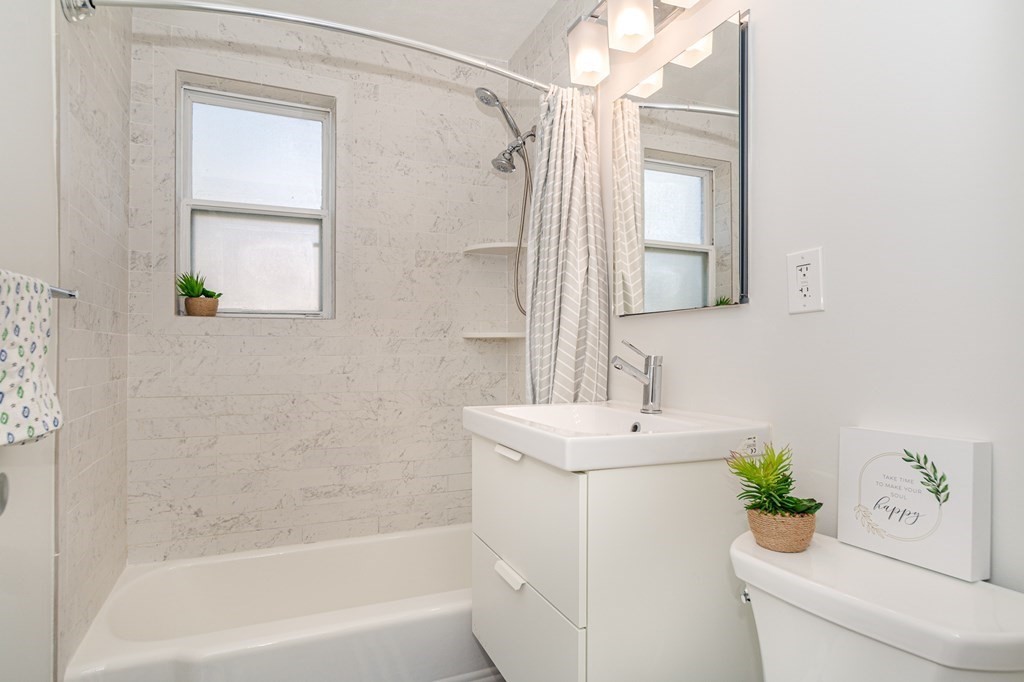 32 Jacqueline Road, Unit E Waltham, MA 02452 - Photo 13 of 26