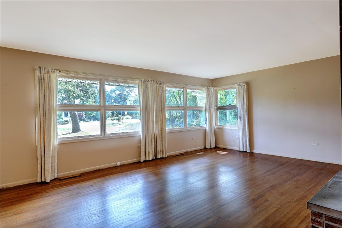 188 Winnapaug Road Westerly, RI 02891 - Photo 15 of 50