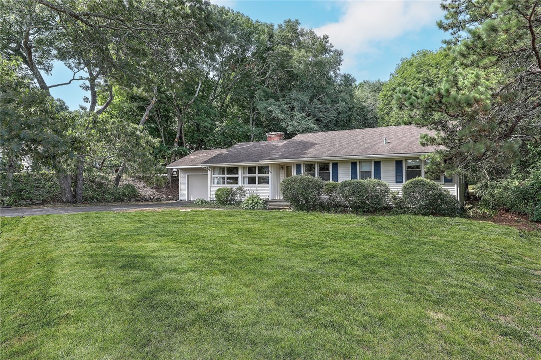 188 Winnapaug Road Westerly, RI 02891 - Photo 3 of 50