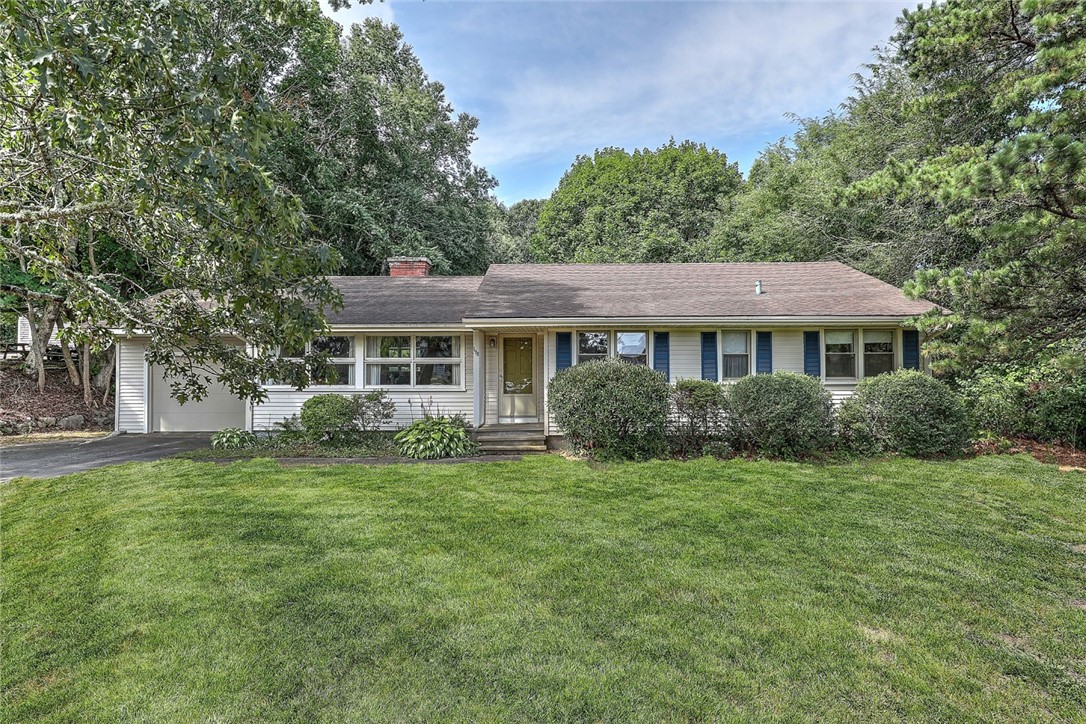 188 Winnapaug Road Westerly, RI 02891 - Photo 5 of 50