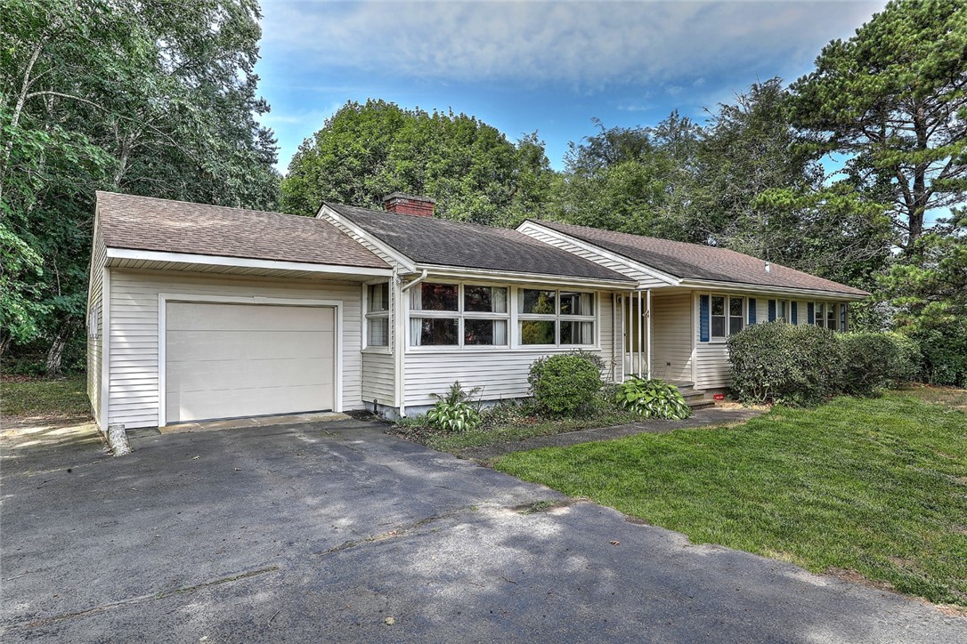 188 Winnapaug Road Westerly, RI 02891 - Photo 6 of 50