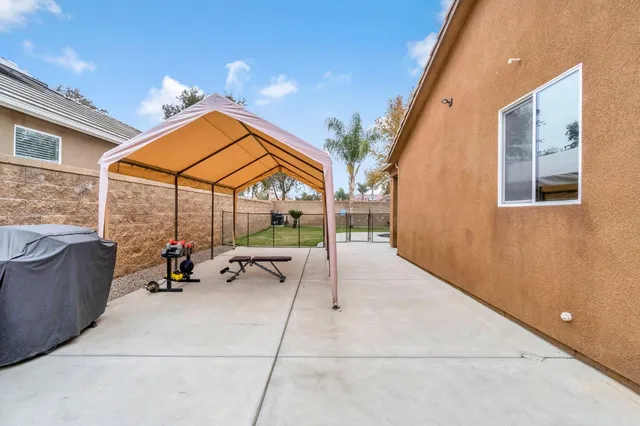 $515,000 | 3237 Bellaire Avenue, Clovis, CA 93619