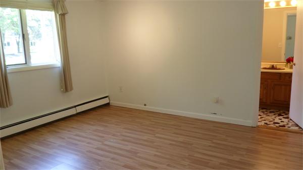 32 Riner Street Framingham, MA 01701 - Photo 10 of 24