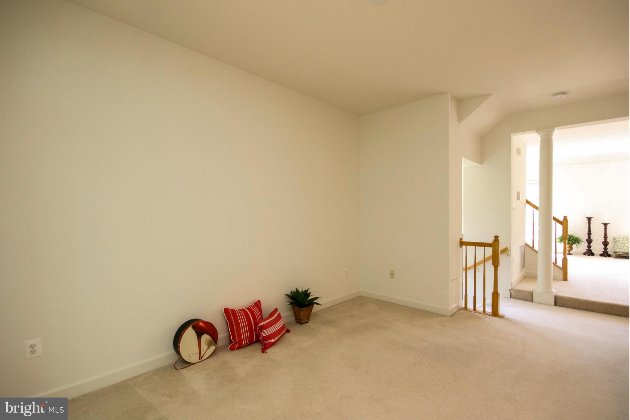 6290 Levi Court Springfield, VA 22150 - Photo 14 of 30 Family Room
