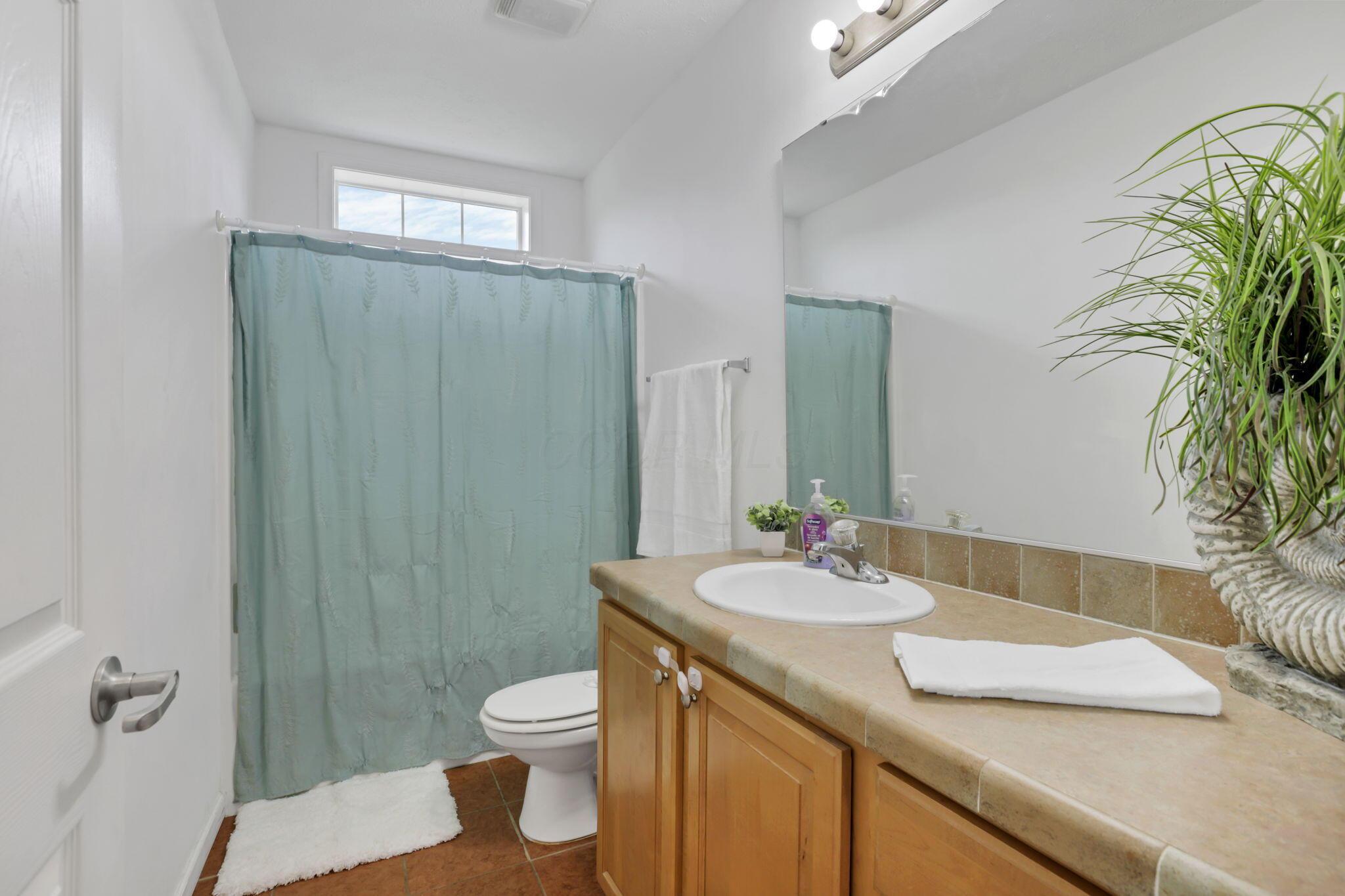 1275 Parrett Road Greenfield, OH 45123 - Photo 31 of 58 Main Bathroom