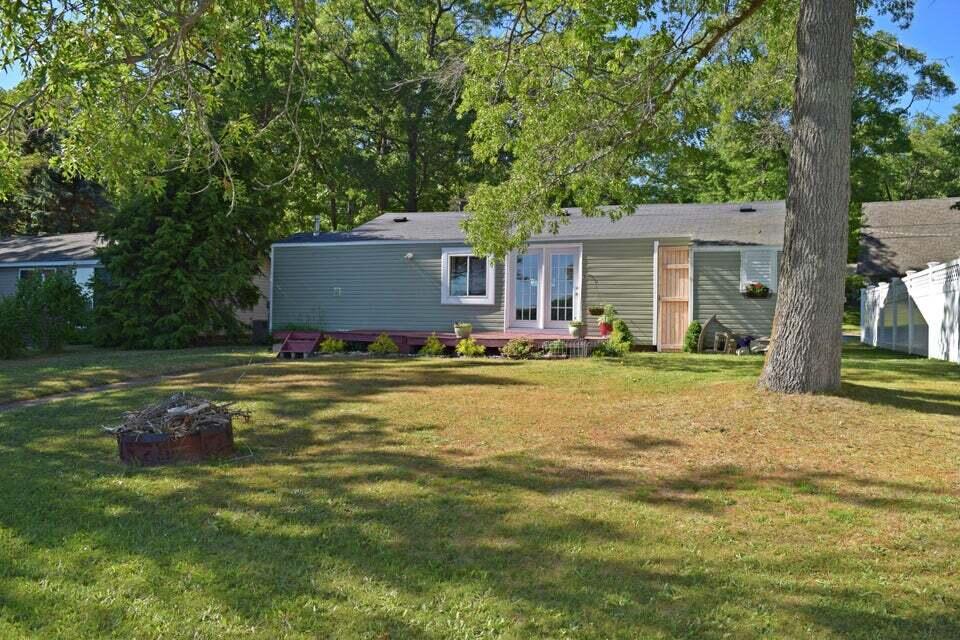 305 McNitt Road Manistee, MI 49660 - Photo 7 of 34 5