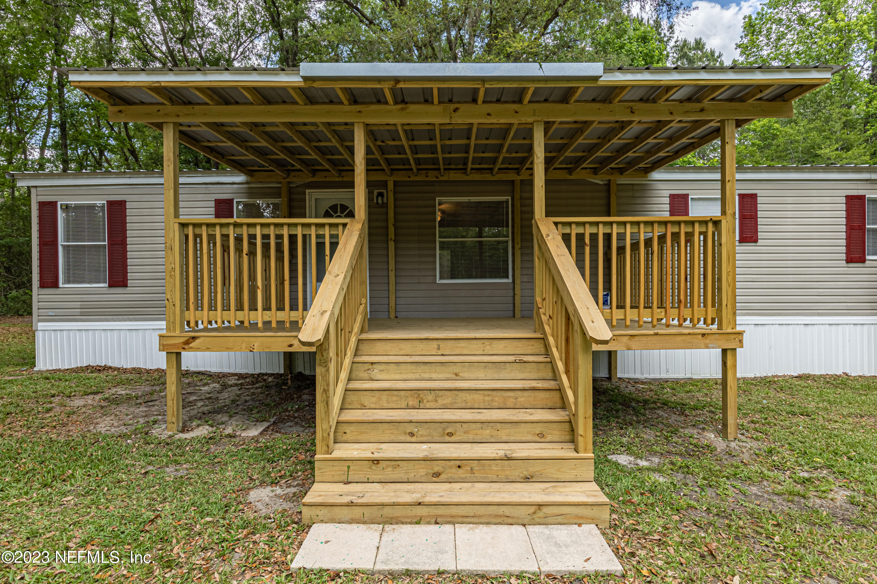 8938 Glo Gene Road Macclenny, FL 32063 - Photo 4 of 37 Front Stairs
