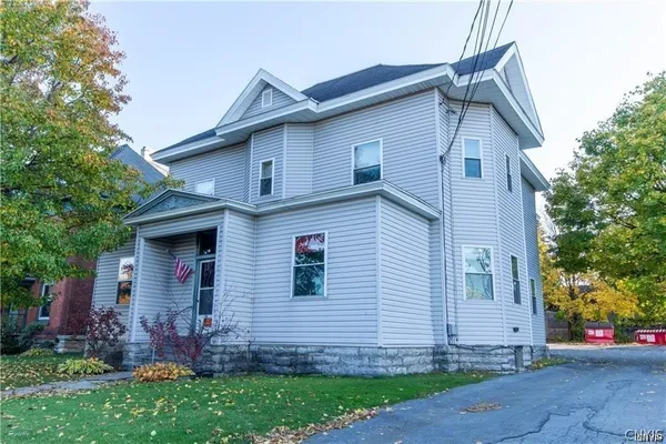 $850 | 156 Sterling Street, Watertown, NY 13601
