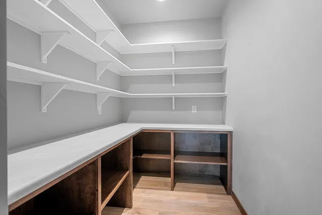 $699,900 | 3728 Rustic Ledge Way, De Pere, WI 54115