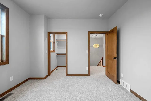 $699,900 | 3728 Rustic Ledge Way, De Pere, WI 54115