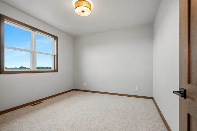 $699,900 | 3728 Rustic Ledge Way, De Pere, WI 54115