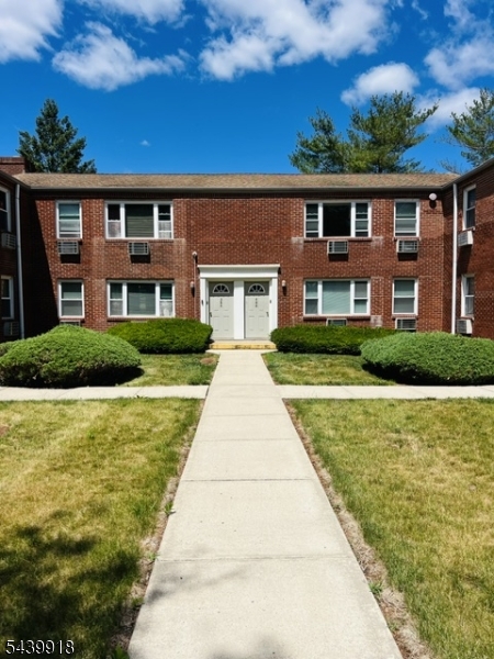 60 Fox Road, Unit 3A Edison, NJ 08817 - Photo 2 of 16