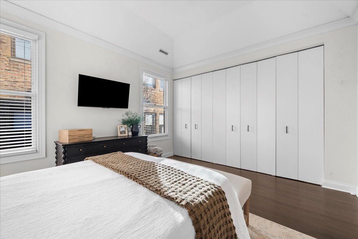 1960 North Seminary Avenue, Unit B Chicago, IL 60614 - Photo 16 of 32