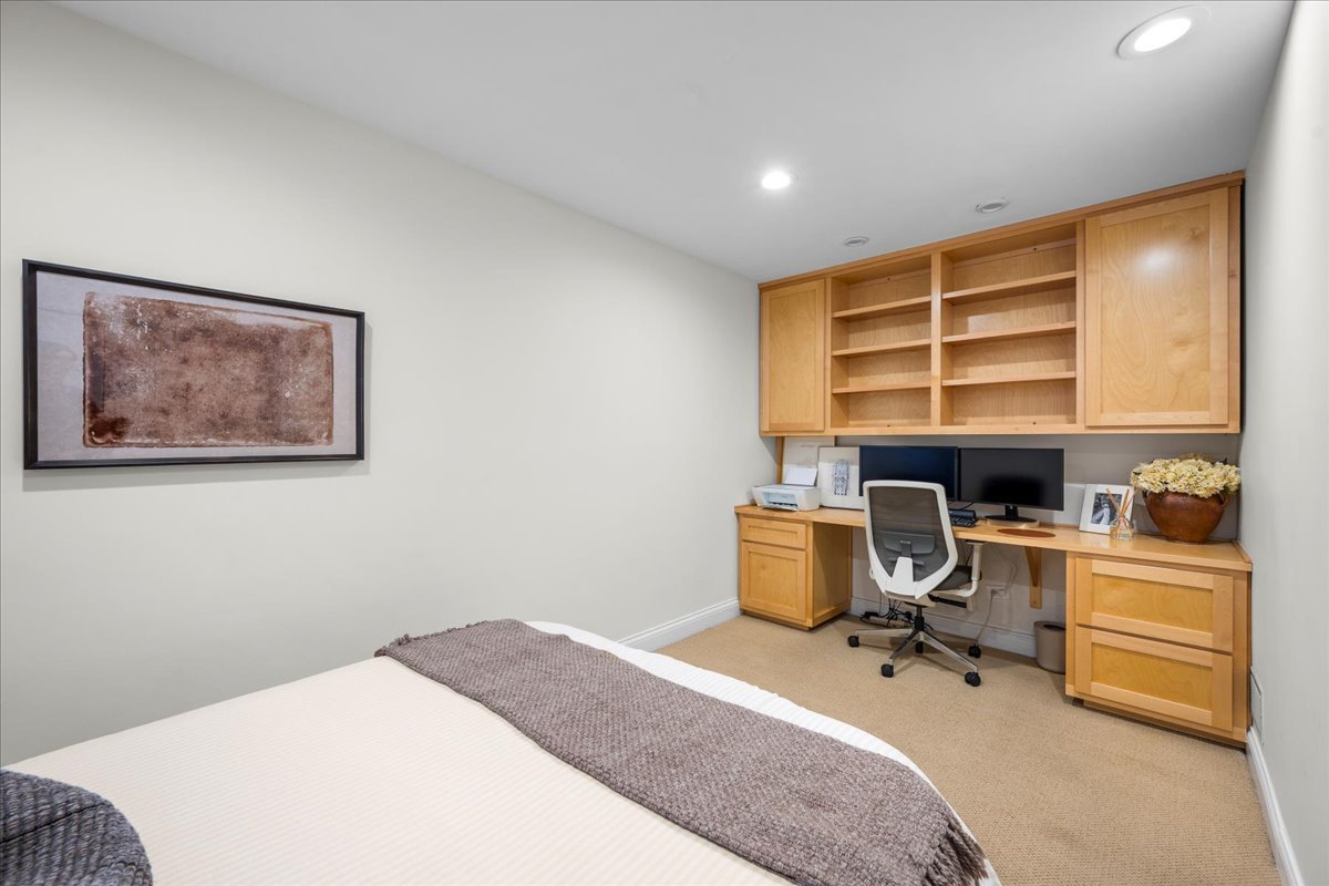 1960 North Seminary Avenue, Unit B Chicago, IL 60614 - Photo 25 of 32