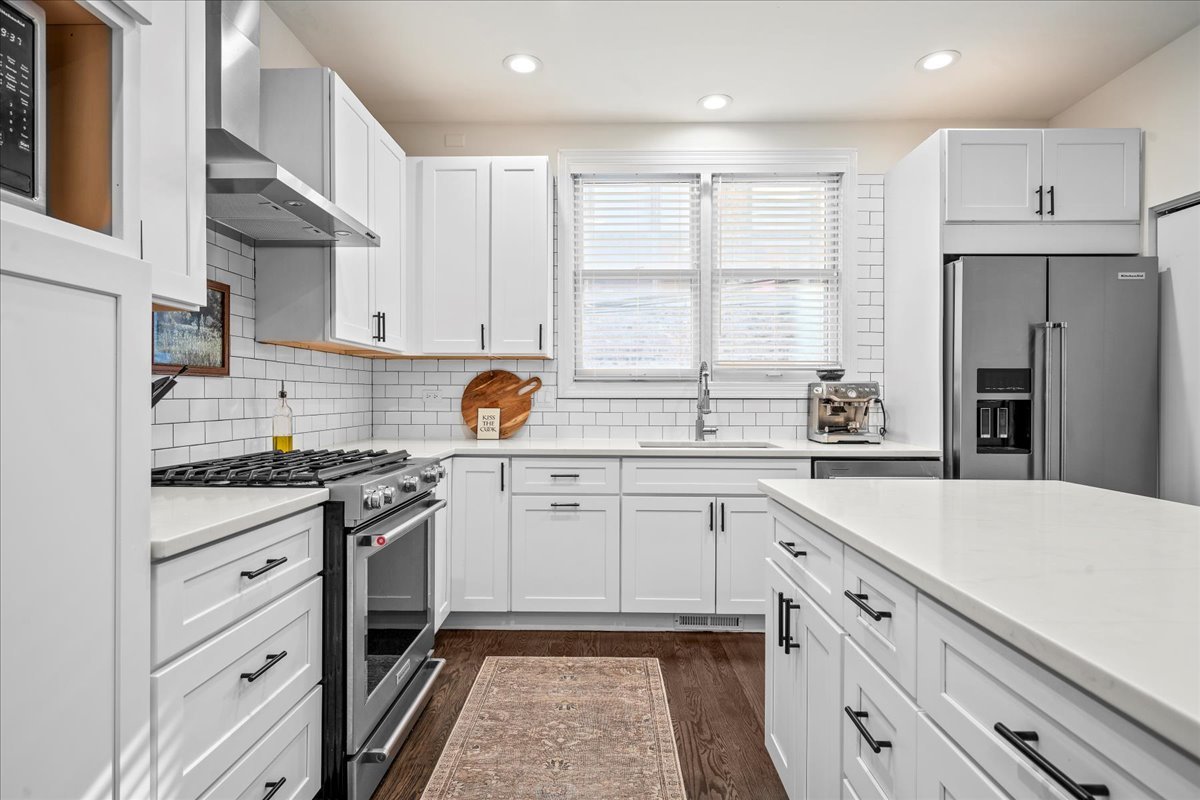 1960 North Seminary Avenue, Unit B Chicago, IL 60614 - Photo 10 of 32