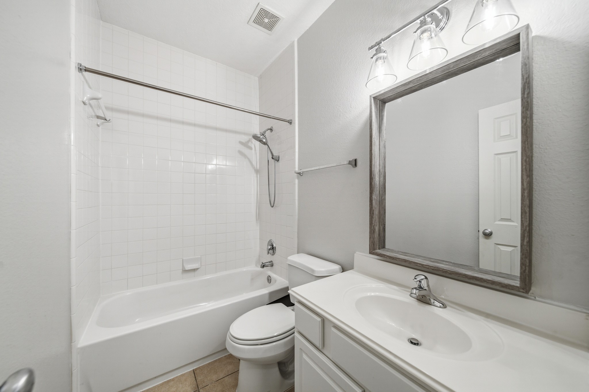 2711 Wallingford Pines Houston, TX 77042 - Photo 6 of 8 a bathroom with a sink toilet and shower